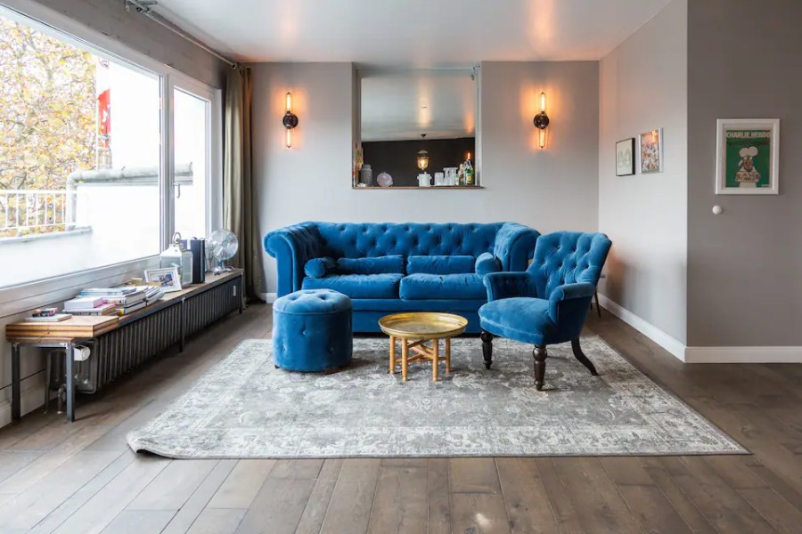 Cologne Hohenstaufenring apartment